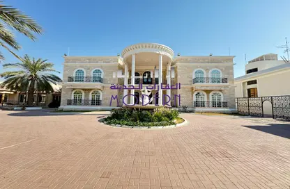 Outdoor House image for: Villa for rent in Jumeirah 1 - Jumeirah - Dubai, Image 1
