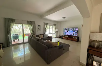 Villa - 3 Bedrooms - 3 Bathrooms for sale in Meadows 9 - Meadows - Dubai