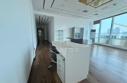 Office Space - Studio for rent in Park Lane Tower - Business Bay - Dubai