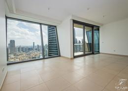 صورةغرفة فارغة لـ: شقة - 3 غرف نوم - 4 حمامات للكراء في برج فيستا - برج فيستا - دبي وسط المدينة - دبي, صورة 1