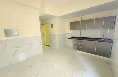 Apartment - Studio - 1 Bathroom for rent in Fire Station Road - Muwaileh - Sharjah