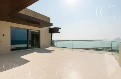 Penthouse - 4 Bedrooms - 4 Bathrooms for sale in Ellington Beach House - Palm Jumeirah - Dubai