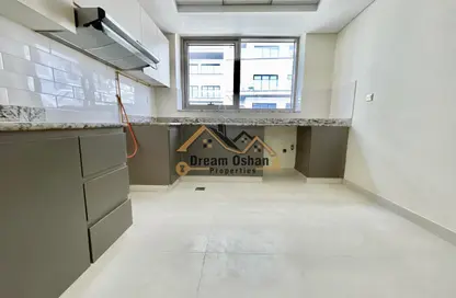 شقة - 3 غرف نوم - 5 حمامات للايجار في حديقة الوليد 1 - حديقة الوليد - الجداف - دبي