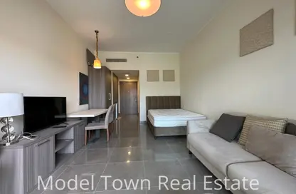 Apartment - Studio - 1 Bathroom for rent in Leonardo Residences - Masdar City - Abu Dhabi