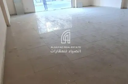 متجر - استوديو - 1 حمام للايجار في المجاز 3 - المجاز - الشارقة متجر - استوديو - 1 حمام للايجار في المجاز 3 - المجاز - الشارقة