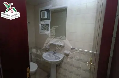 Apartment - 2 Bedrooms - 3 Bathrooms for rent in Hai Al Murabbaa - Central District - Al Ain