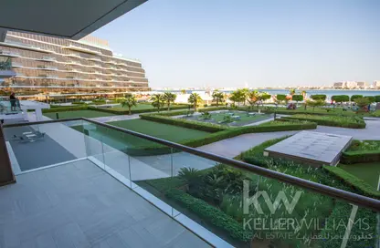 Apartment - 3 Bedrooms - 4 Bathrooms for sale in The 8 - The Crescent - Palm Jumeirah - Dubai