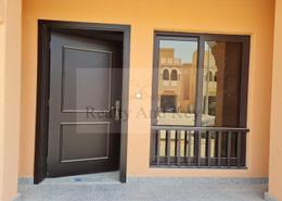Villa - 2 bedrooms - 3 bathrooms for rent in Zone 8 - Hydra Village - Abu Dhabi