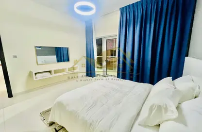 Apartment - 1 Bedroom - 2 Bathrooms for rent in Jumeirah Garden City - Al Satwa - Dubai