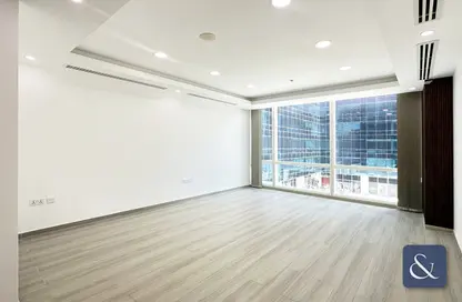 FITTED OFFICE | TAMANI ART TOWER | VACANT NOW