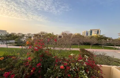 فيلا - 3 غرف نوم - 5 حمامات للايجار في فلل غرناطة - غرناطة - ميناء العرب - راس الخيمة - رأس الخيمة