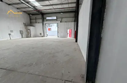 مستودع - استوديو - 1 حمام للايجار في بناء الصناعية 13 - منطقة رقم 13 - المنطقة الصناعية بالشارقة - الشارقة مستودع - استوديو - 1 حمام للايجار في بناء الصناعية 13 - منطقة رقم 13 - المنطقة الصناعية بالشارقة - الشارقة