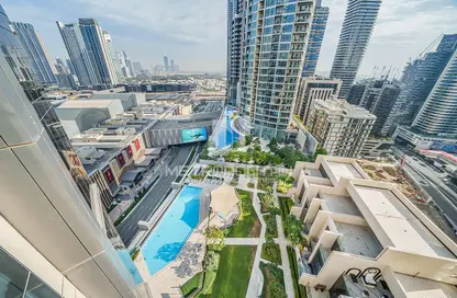 Apartment - 1 Bedroom - 2 Bathrooms for sale in Boulevard Point - Downtown Dubai - Dubai