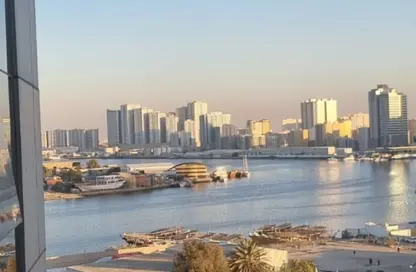 شقة - غرفة نوم - 2 حمامات للبيع في أورينت تاور 1 - أورينت تاور - البستان - عجمان