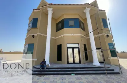 Villa - 5 Bedrooms - 7+ Bathrooms for rent in Al Rahmaniya 1 - Al Rahmaniya - Sharjah