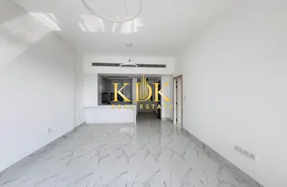 Apartment - 1 Bedroom - 2 Bathrooms for rent in Lumina Vista Residences - Jumeirah Village Circle - Dubai