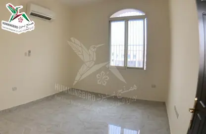 Empty Room image for: Apartment - 2 Bedrooms - 2 Bathrooms for rent in Al Dafeinah - Asharej - Al Ain, Image 1