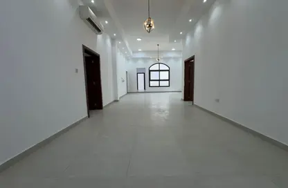شقة - 3 غرف نوم - 4 حمامات للايجار في مدينة الرياض - أبوظبي
