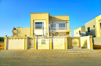 فيلا - 3 غرف نوم - 5 حمامات للبيع في الزاهية جاردنز - الزاهية - عجمان
