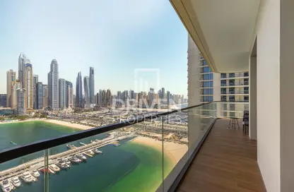 Apartment - 3 Bedrooms - 3 Bathrooms for sale in Marina Vista - EMAAR Beachfront - Dubai Harbour - Dubai