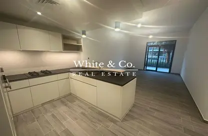 Apartment - 1 Bedroom - 2 Bathrooms for rent in Belgravia Square - Jumeirah Village Circle - Dubai