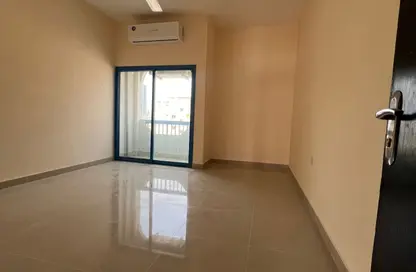 Apartment - 1 Bedroom - 2 Bathrooms for rent in Al Rashidiya Towers - Ajman Downtown - Ajman