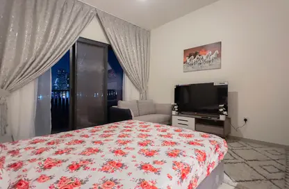 Apartment - Studio - 1 Bathroom for rent in Al Mamzar Tower - Al Mamzar - Sharjah - Sharjah