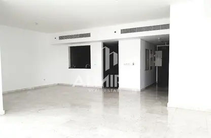 Empty Room image for: Apartment - 3 Bedrooms - 4 Bathrooms for rent in Marina Heights - Marina Square - Al Reem Island - Abu Dhabi, Image 1