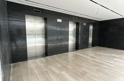 Shop - Studio for rent in Golden Gate - Oud Metha - Bur Dubai - Dubai