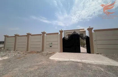 Villa - 5 Bedrooms - 6 Bathrooms for rent in Al Qusaidat - Ras Al Khaimah