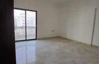 Apartment - 1 Bedroom - 1 Bathroom for rent in Dar Al Majaz - Jamal Abdul Nasser Street - Al Majaz - Sharjah