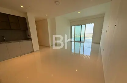 Apartment - 2 Bedrooms - 2 Bathrooms for rent in Grand Bleu Tower 1 - EMAAR Beachfront - Dubai Harbour - Dubai