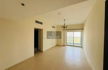 شقة - 2 غرف نوم - 3 حمامات للايجار في غلوبال غولف ريزيدنس 2 - مدينة دبي الرياضية - دبي
