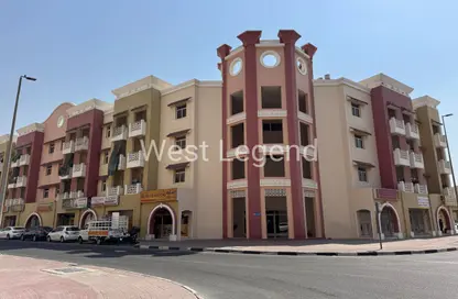 عمارة بالكامل - 8 غرف نوم - 8 حمامات للبيع في H07 - طراز الصين - المدينة الدولية - دبي