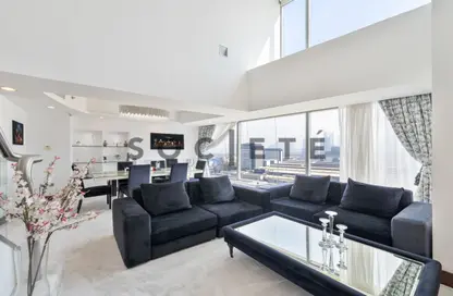 Apartment - 2 Bedrooms - 3 Bathrooms for sale in Jumeirah Living - World Trade Centre Residence - World Trade Center - Dubai