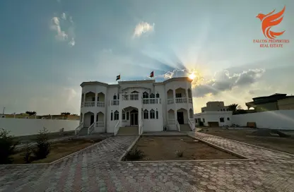 فيلا - 8 غرف نوم - 7 حمامات للايجار في شمال جلفار - رأس الخيمة