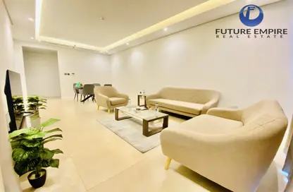 Apartment - 2 Bedrooms - 3 Bathrooms for rent in Diamond Building - Jumeirah Garden City - Al Satwa - Dubai