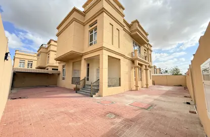 Villa - 4 Bedrooms - 5 Bathrooms for rent in Al Nouf 4 - Al Nouf - Sharjah