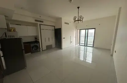 Apartment - Studio - 1 Bathroom for rent in Lawnz by Danube Block 1 - Lawnz by Danube - International City - Dubai