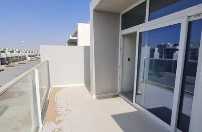 Townhouse - 3 Bedrooms - 3 Bathrooms for sale in Vardon - Damac Hills 2 - Dubai