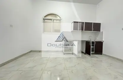 شقة - غرفة نوم - 1 حمام للايجار في مدينة الرياض - أبوظبي
