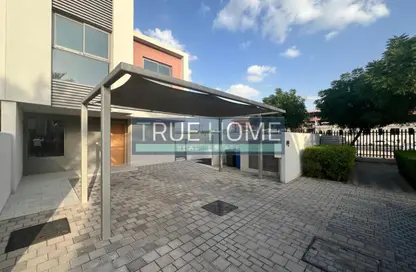 تاون هاوس - 3 غرف نوم - 4 حمامات للايجار في الزاهية - تجارية مويلح - الشارقة