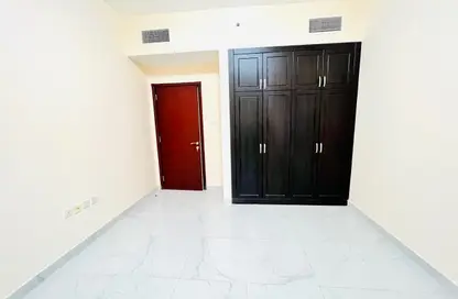 Apartment - 2 Bedrooms - 2 Bathrooms for rent in Muwailih Building - Muwaileh - Sharjah