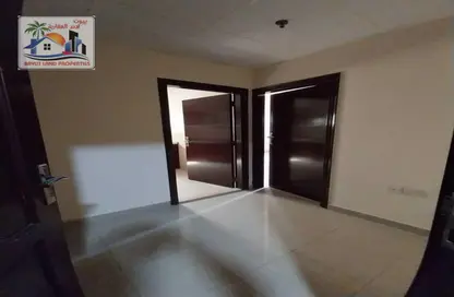 شقة - 1 حمام للايجار في بناية النباعة 8 - النبعة - الشرق - الشارقة
