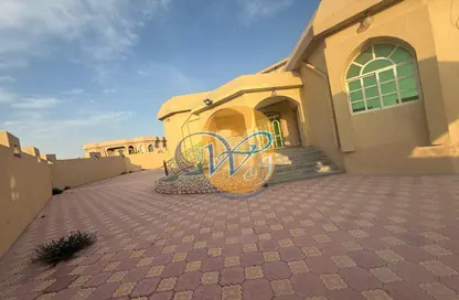 فيلا - 5 غرف نوم - 7 حمامات للايجار في الظيت الجنوبي - الظيت - رأس الخيمة