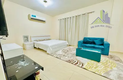 Room / Bedroom image for: Apartment - 1 Bathroom for rent in Al Mowaihat 2 - Al Mowaihat - Ajman, Image 1