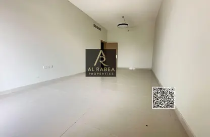 Apartment - 3 Bedrooms - 3 Bathrooms for rent in Al Jurf 2 - Al Jurf - Ajman Downtown - Ajman