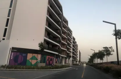 شقة - غرفة نوم - 2 حمامات للبيع في شقق ريحان - الجادة - الشارقة