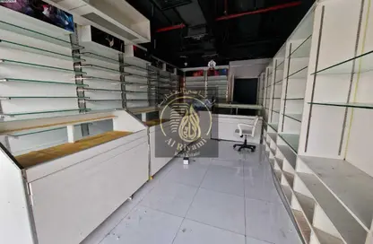 Shop - Studio - 1 Bathroom for rent in Ajman Corniche Residences - Ajman Corniche Road - Ajman