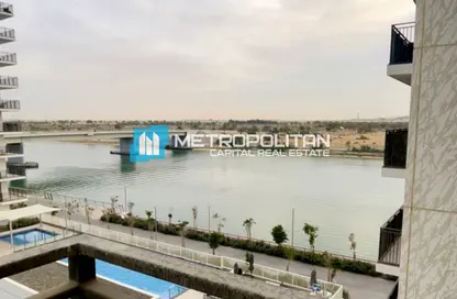 Apartment - 2 Bedrooms - 2 Bathrooms for sale in Waters Edge - Yas Island - Abu Dhabi